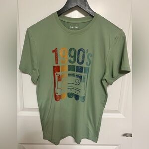 Mint green 1990s graphic tee-shirt size S